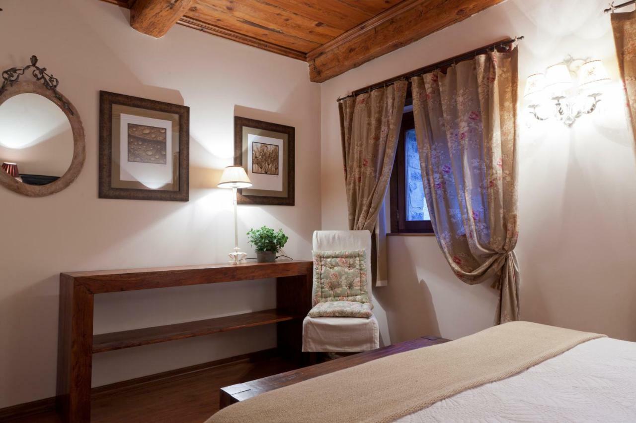 Villa Russell Hotel&Apartments Torla Ngoại thất bức ảnh