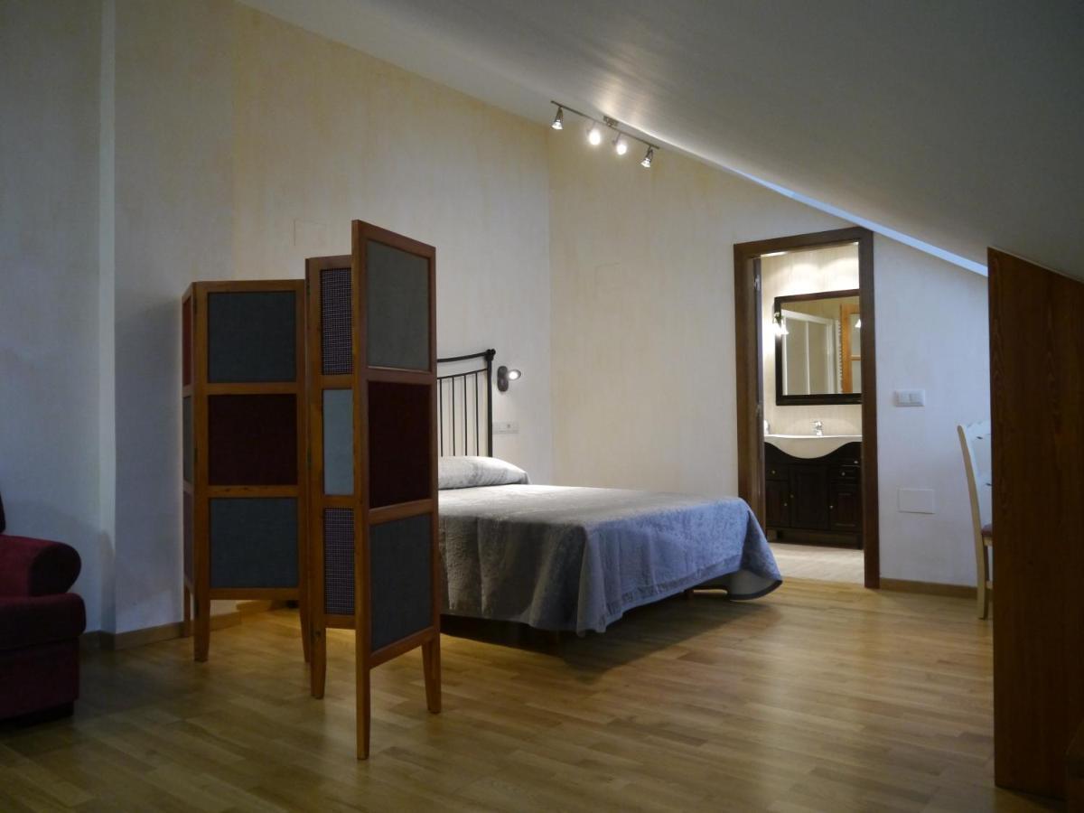 Villa Russell Hotel&Apartments Torla Phòng bức ảnh